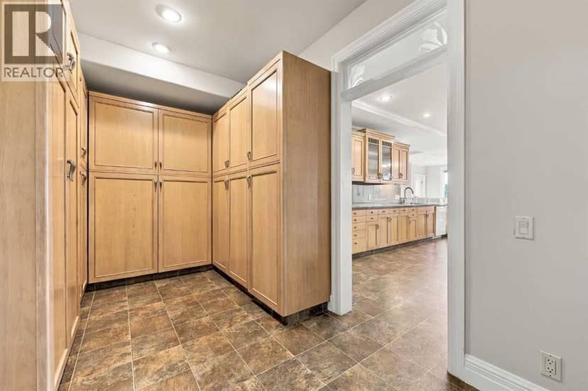 65 Aspen Ridge Crescent SW — photo 22 of 40