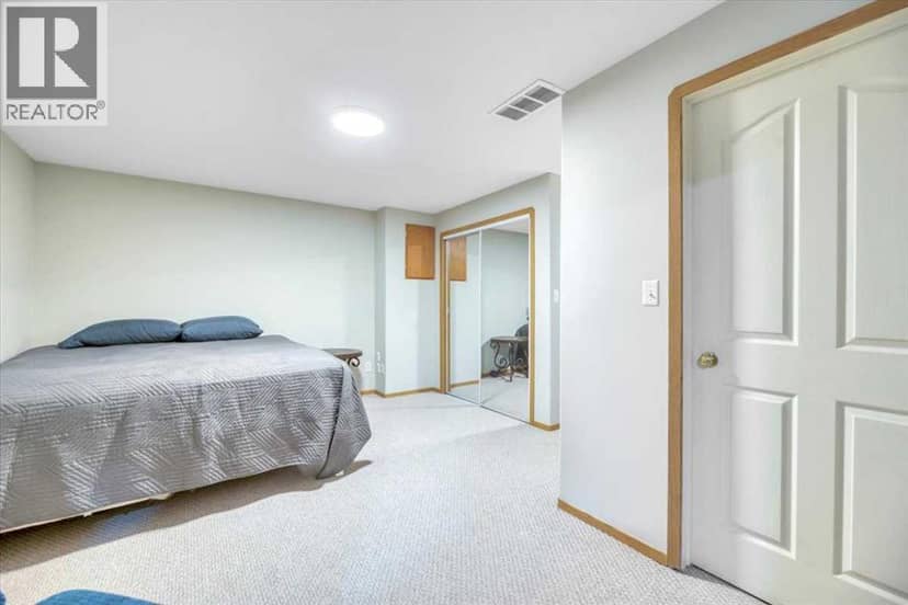 131 Cambria Road — photo 39 of 40