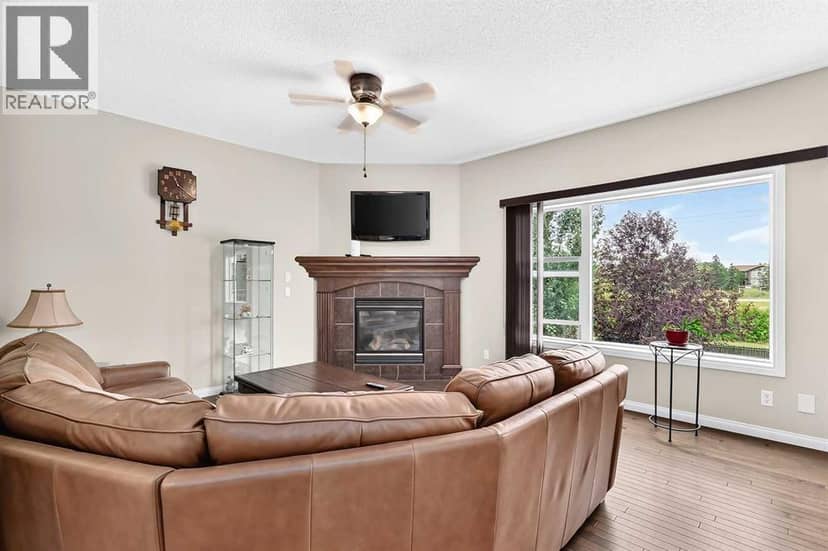 212 ASPENMERE Close, Chestermere, photo 8
