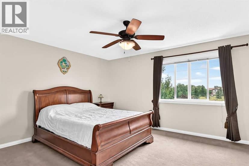 212 ASPENMERE Close — photo 17 of 40