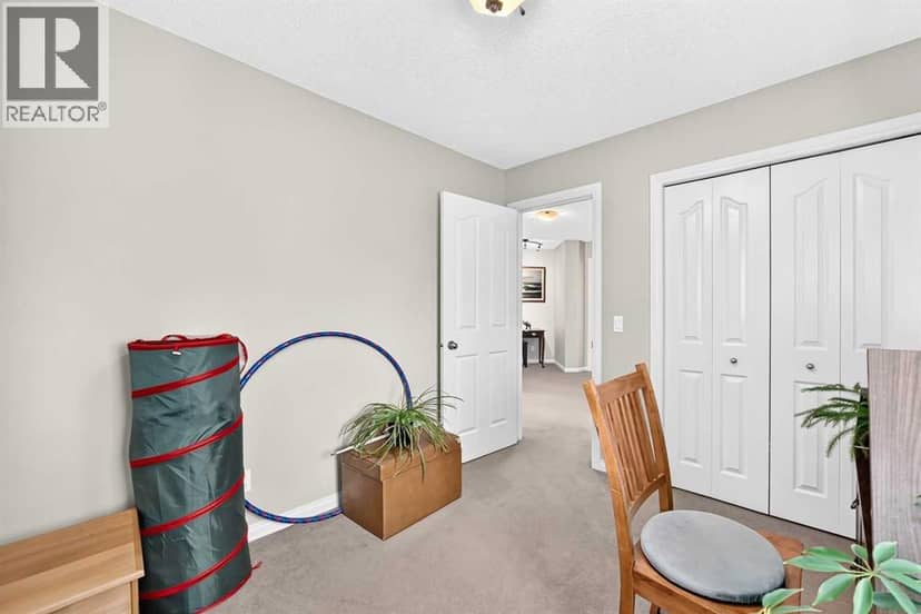 212 ASPENMERE Close — photo 23 of 40