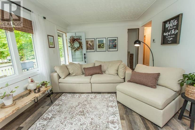 108 McQueen RD — photo 6 of 40