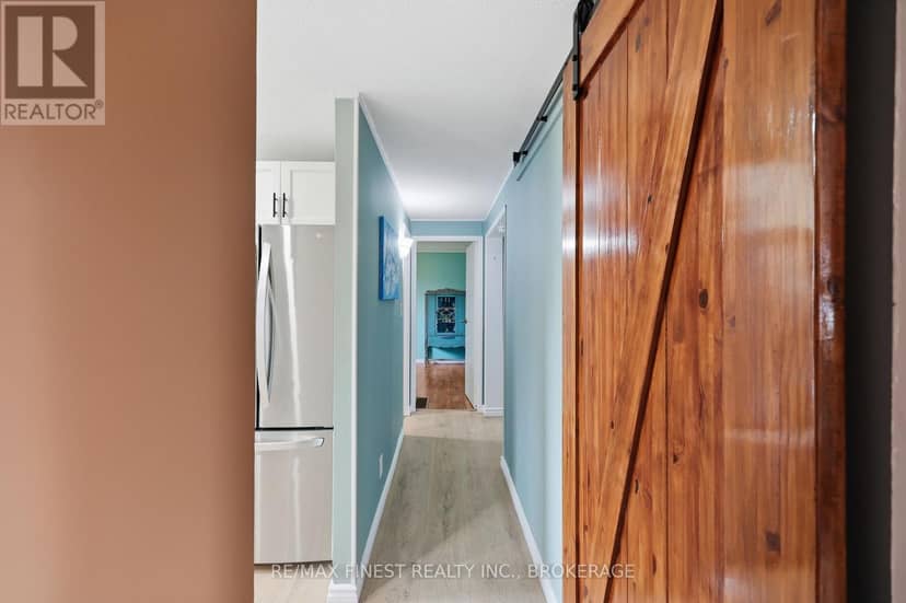 91 Cambridge Crescent — photo 18 of 40