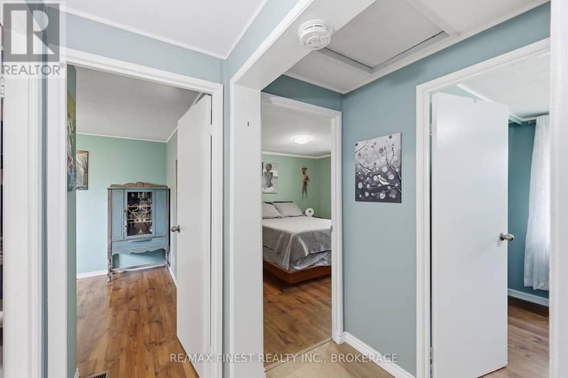 91 Cambridge Crescent — photo 19 of 40