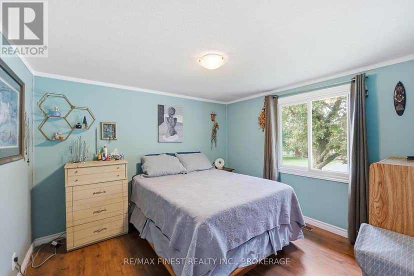 91 Cambridge Crescent — photo 20 of 40