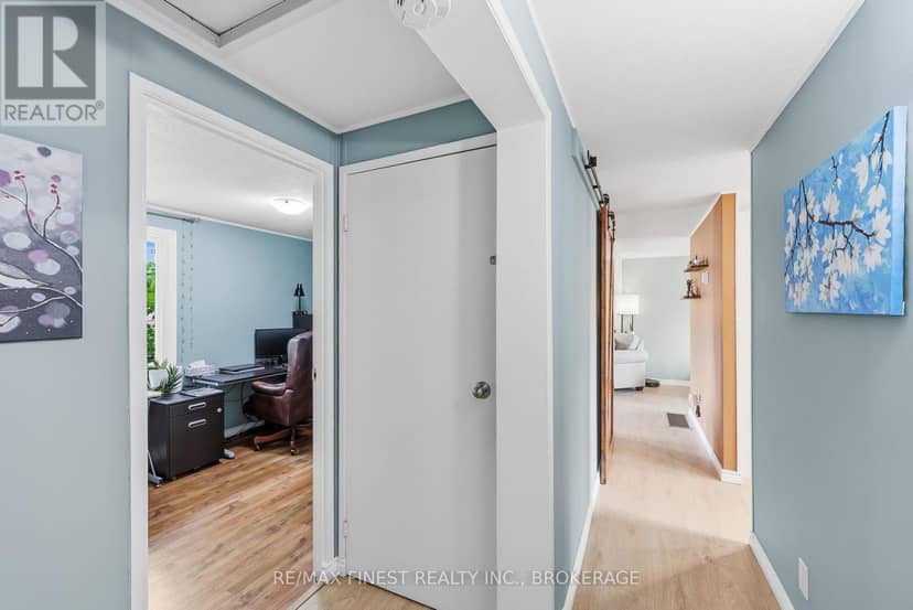 91 Cambridge Crescent — photo 25 of 40