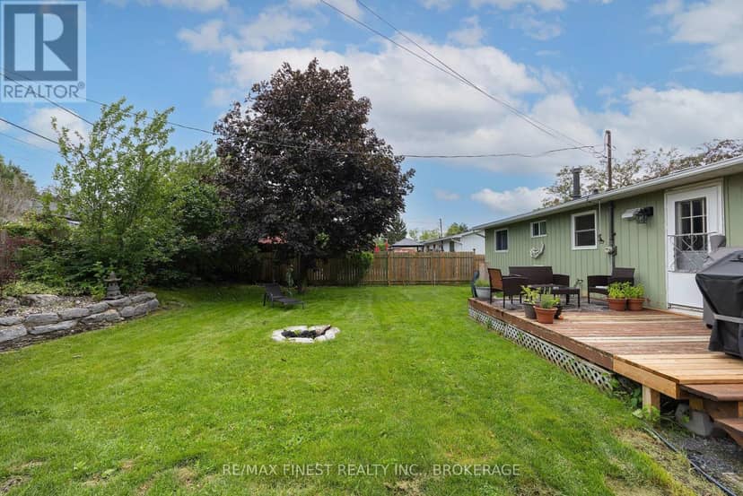 91 Cambridge Crescent — photo 40 of 40