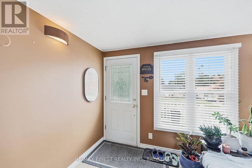 91 Cambridge Crescent, Loyalist, photo 7