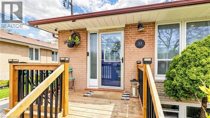 33 NEAPOLITAN Drive — photo 4 of 40