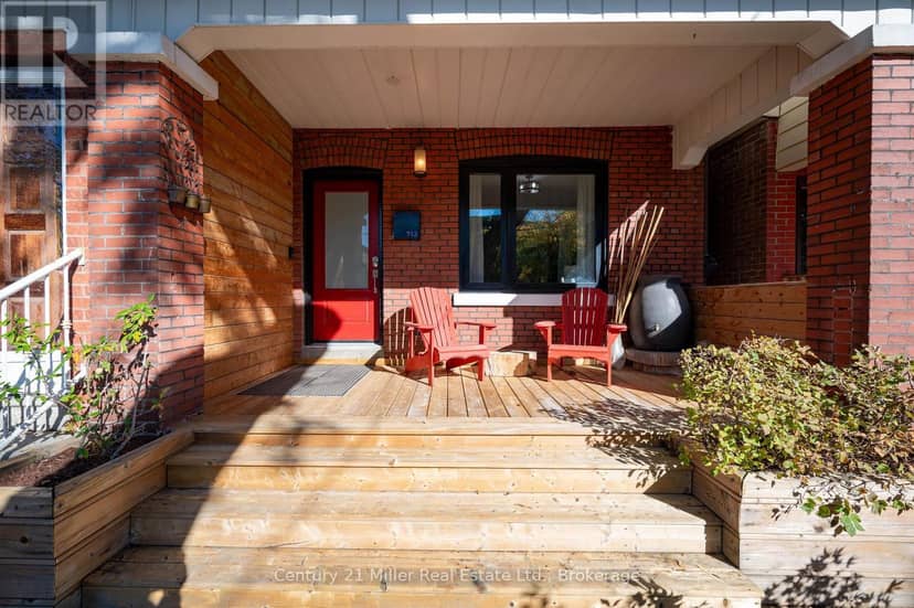 213 Boon Avenue, Toronto, photo 2