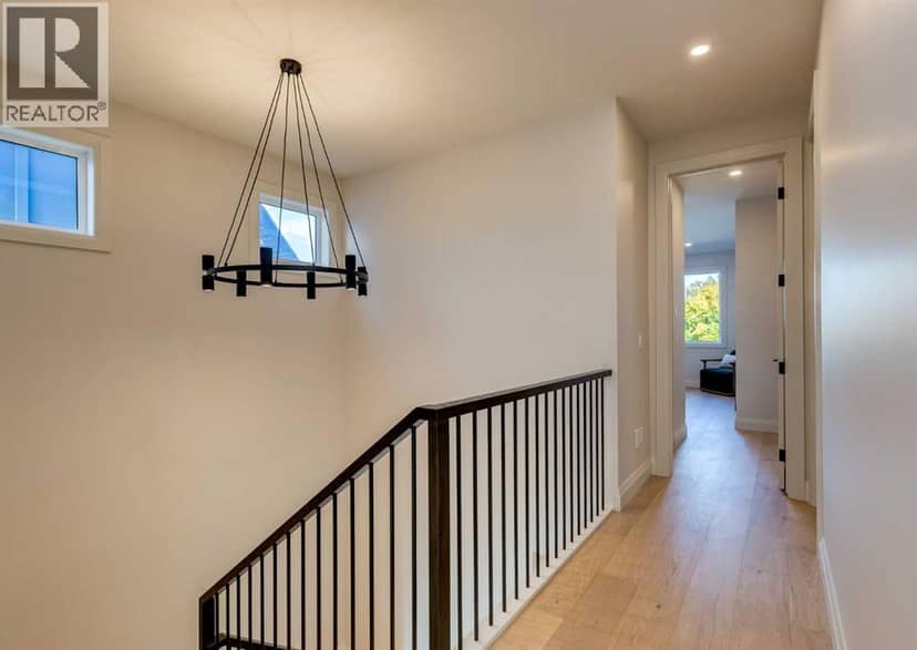 70A Montrose Crescent NE — photo 28 of 40
