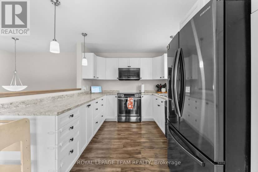 9 Terrance Drive — photo 11 of 40