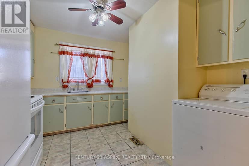 503 Moffat Street — photo 10 of 29