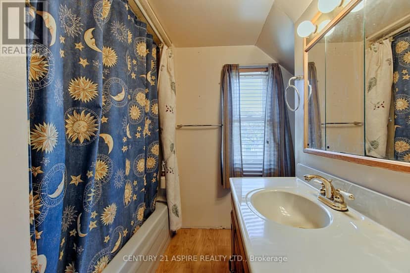 503 Moffat Street — photo 18 of 29