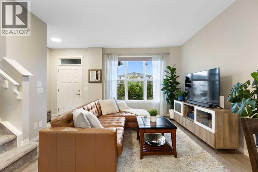 1021 Mahogany Boulevard SE — photo 9 of 40