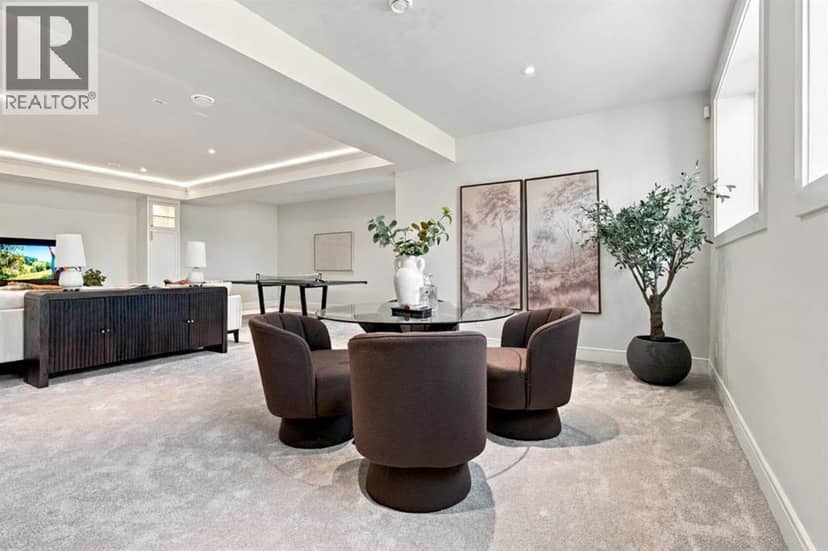 2920 Toronto Crescent NW — photo 35 of 40