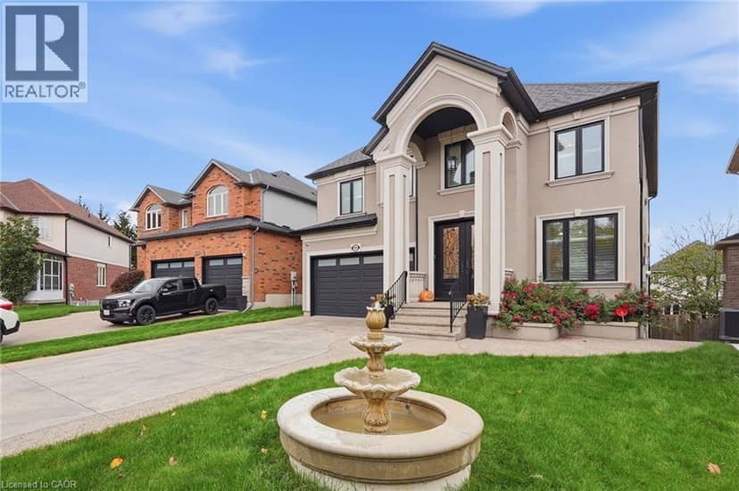 916 FOXBROOK Court, Kitchener, photo 2