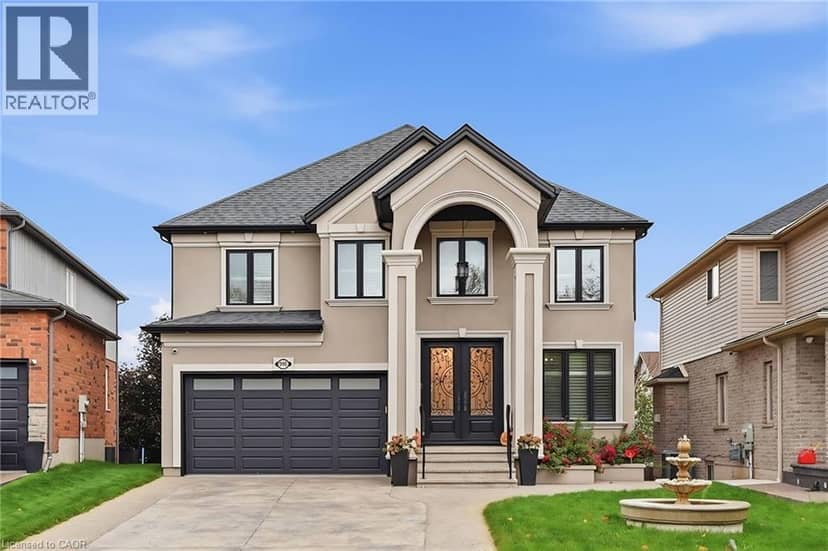 916 FOXBROOK Court, Kitchener