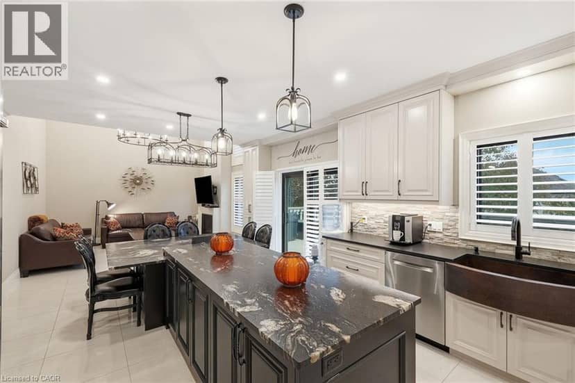 916 FOXBROOK Court — photo 16 of 40