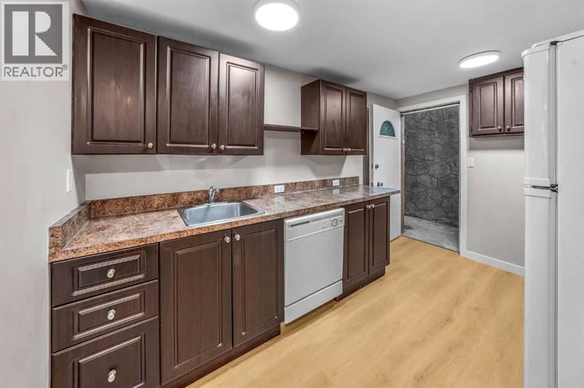 2658 11 Avenue SE — photo 20 of 40
