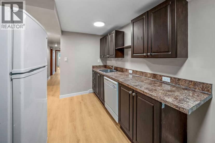 2658 11 Avenue SE — photo 22 of 40