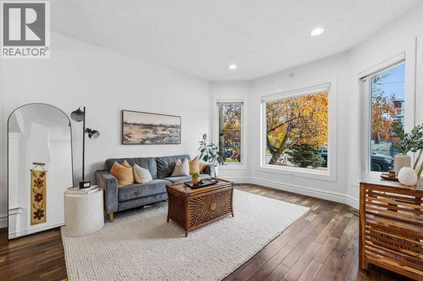 2422 3 Avenue NW, Calgary, photo 2
