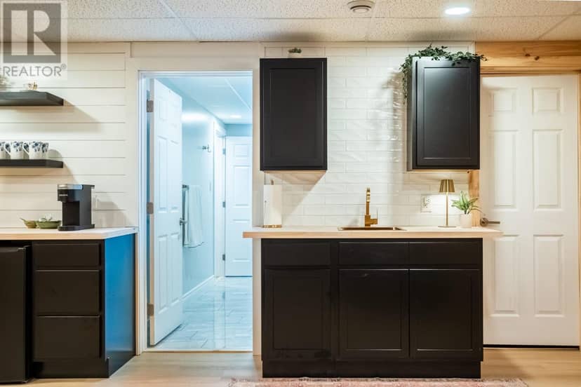 123 Beach Grove Road — photo 39 of 40