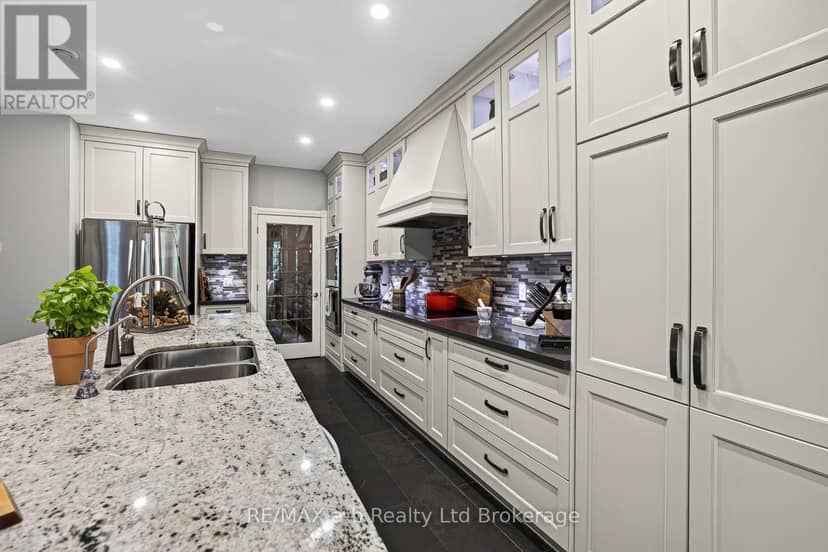 9741 Coyle Road — photo 15 of 40
