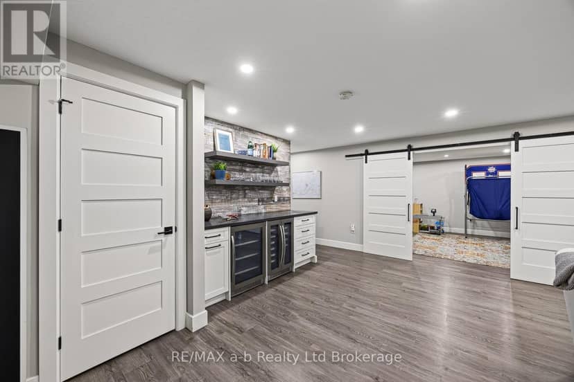 9741 Coyle Road — photo 26 of 40