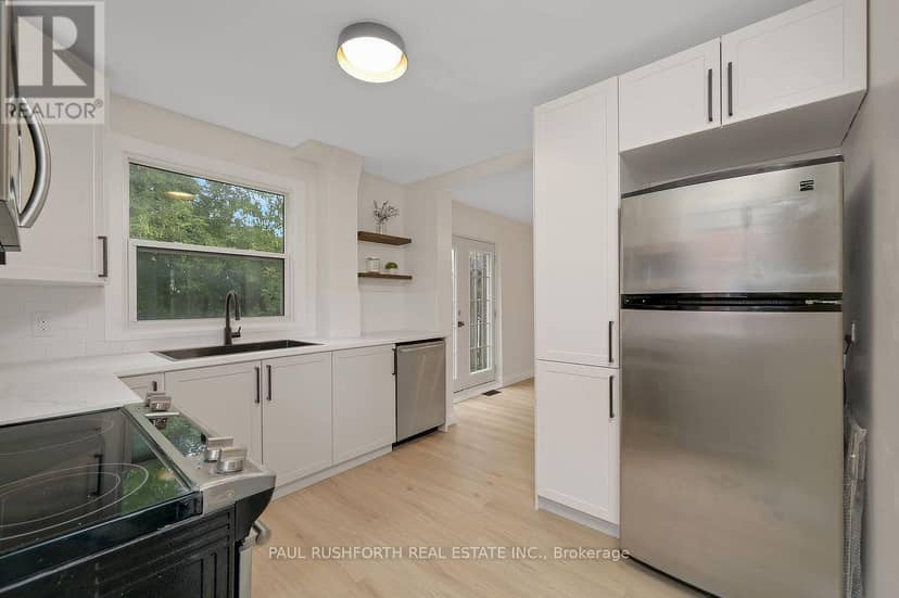2418 Clementine Boulevard — photo 11 of 29