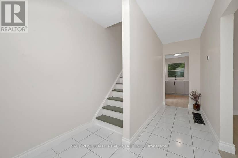 2418 Clementine Boulevard — photo 4 of 29