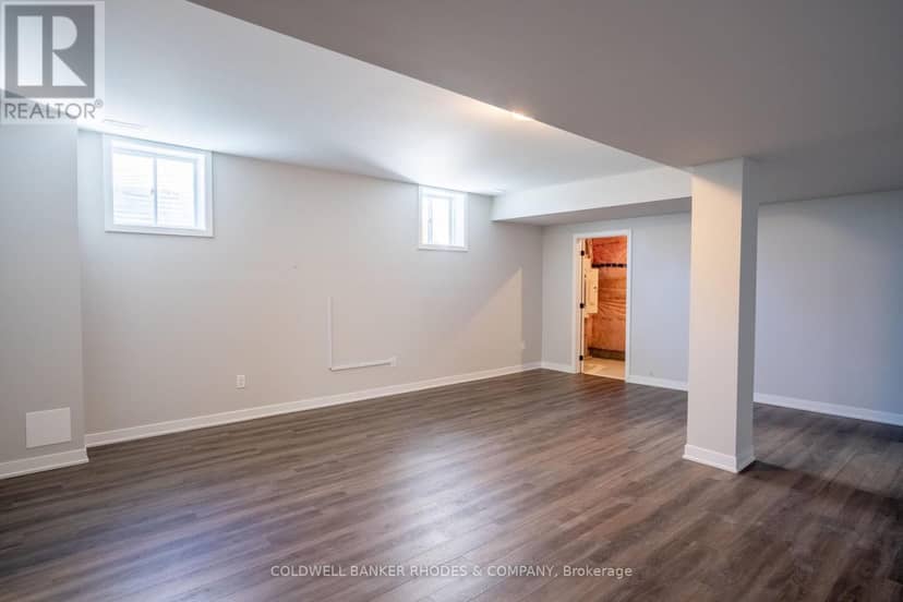 673 Fenwick Way — photo 33 of 36