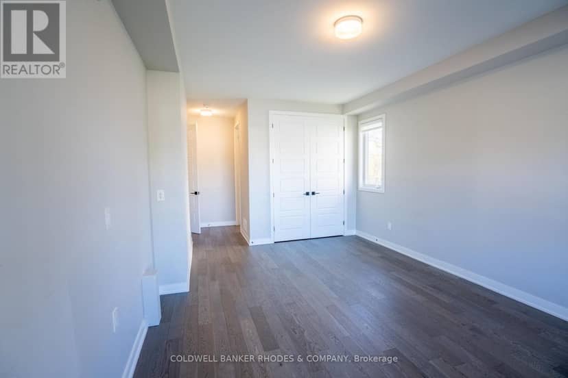 673 Fenwick Way, Ottawa, photo 8