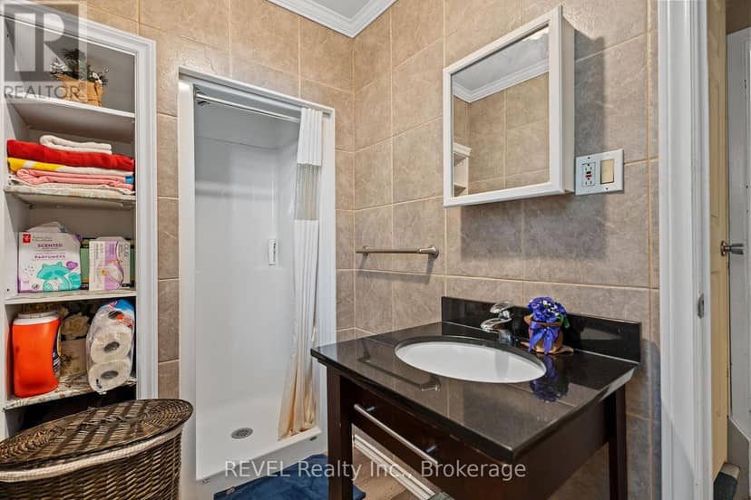 4755 River Road — photo 17 of 40