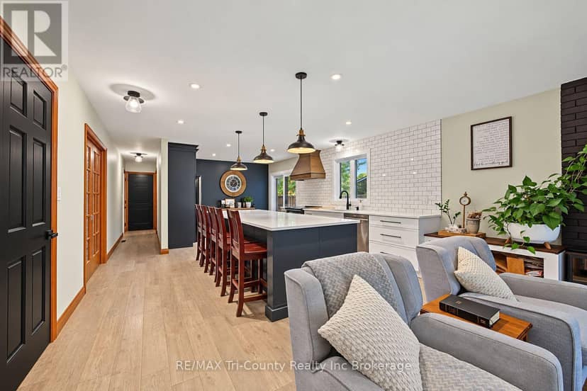 75 Parkwood Drive — photo 10 of 38