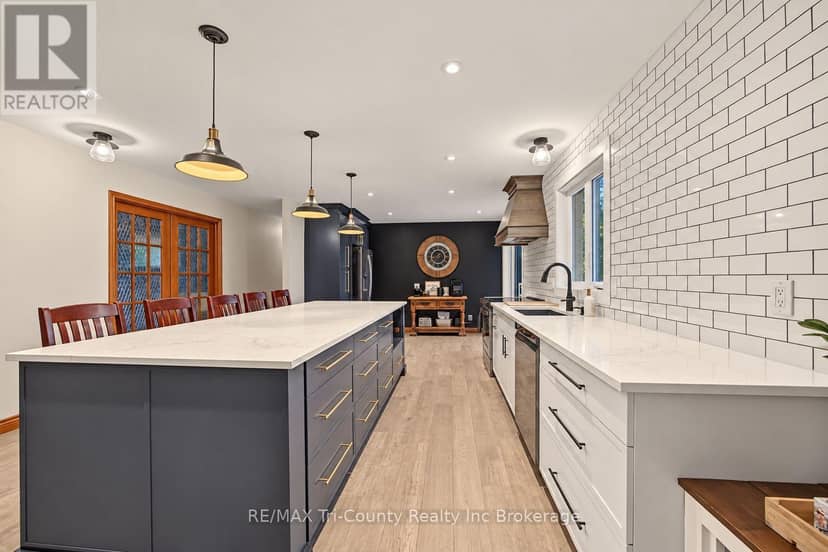 75 Parkwood Drive — photo 11 of 38