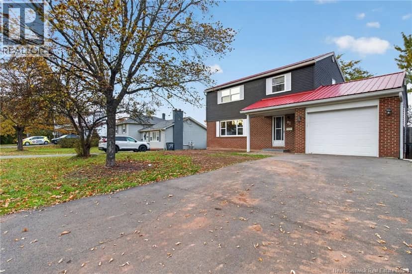 82 Point Park Drive, Riverview, photo 2