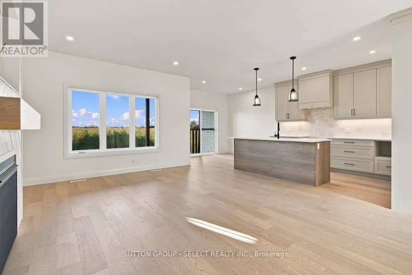 49 Hardy Drive — photo 10 of 34