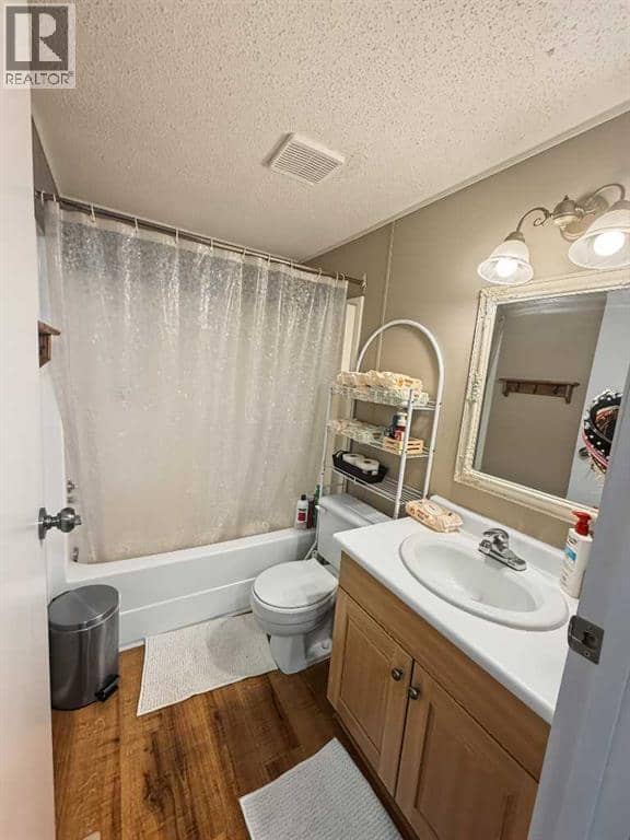 10613 101 Ave — photo 31 of 35