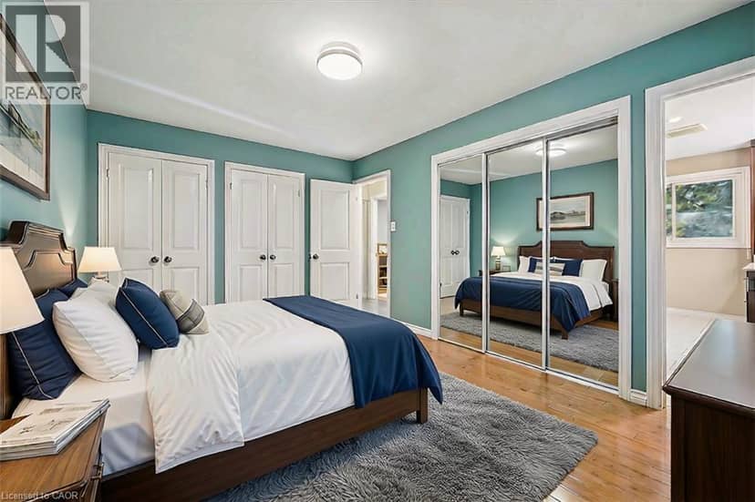 81 SABRINA Crescent — photo 20 of 40