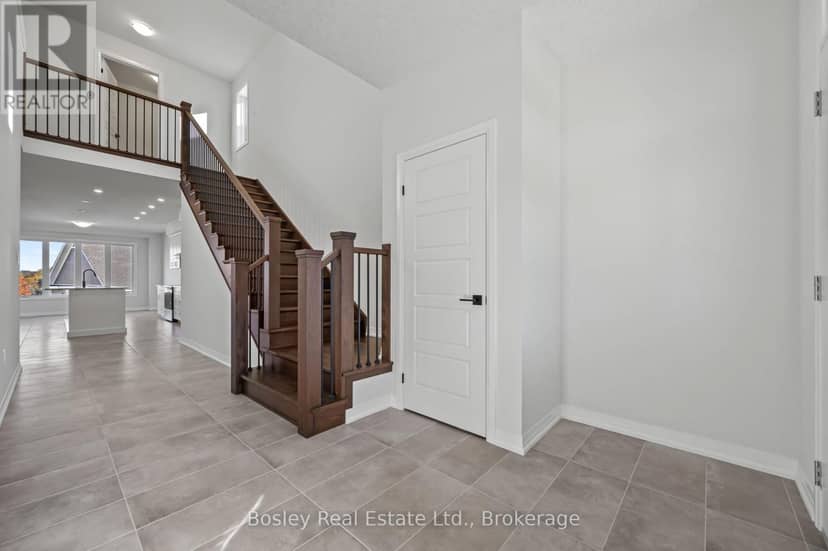 151 Haylock Avenue, Centre Wellington, photo 3