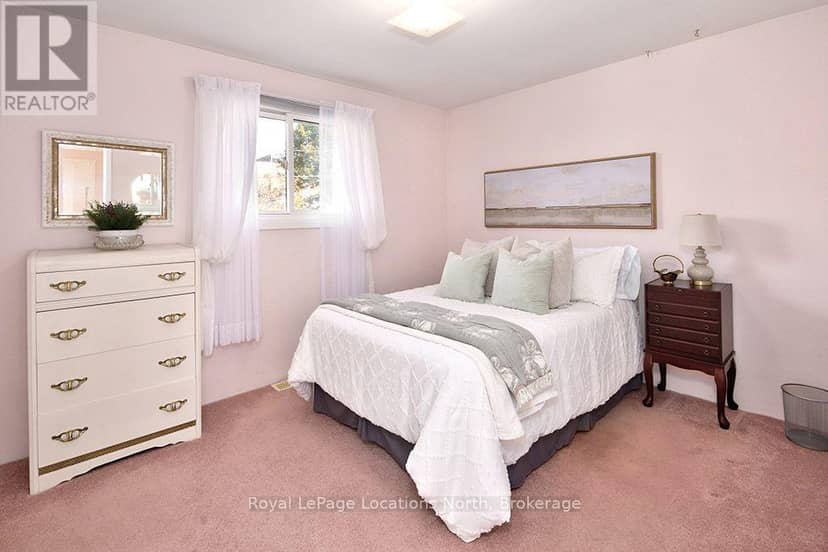 280 St. Vincent Street — photo 11 of 17