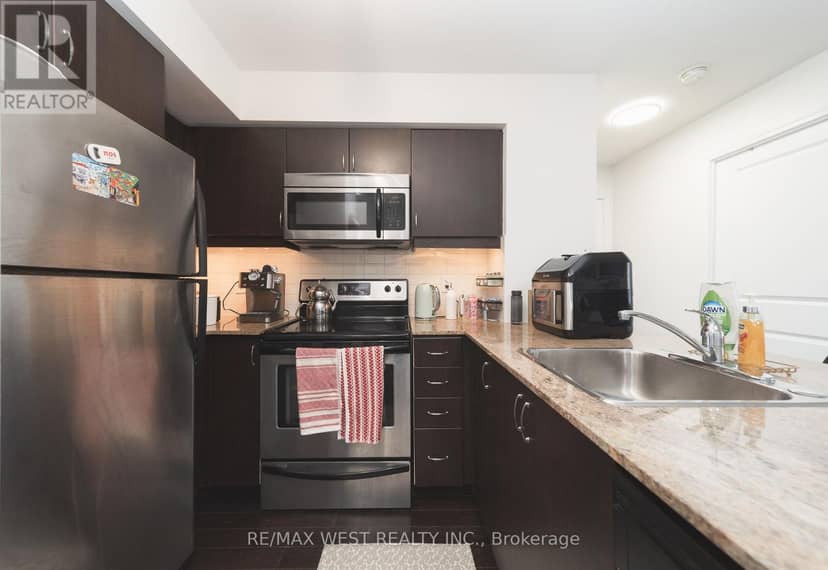 524 - 27 Rean Drive — photo 9 of 23