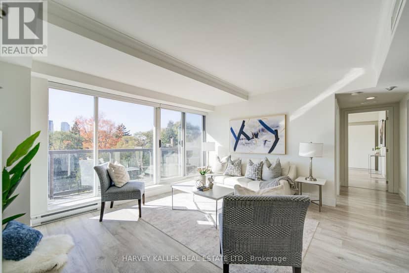 512 - 1818 Bayview Avenue — photo 20 of 40