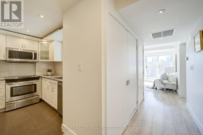 512 - 1818 Bayview Avenue, Toronto, photo 7