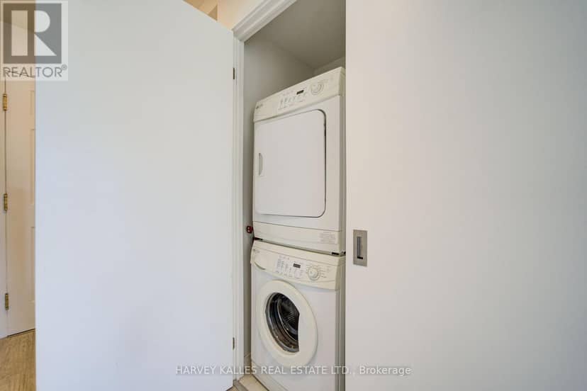 512 - 1818 Bayview Avenue, Toronto, photo 8