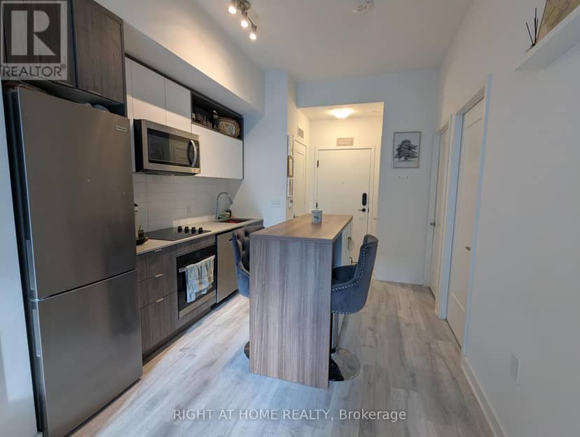 1721 - 60 Princess Street — photo 14 of 30
