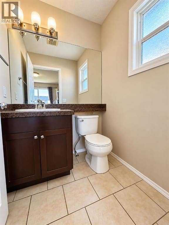 9527 93 Street — photo 18 of 27