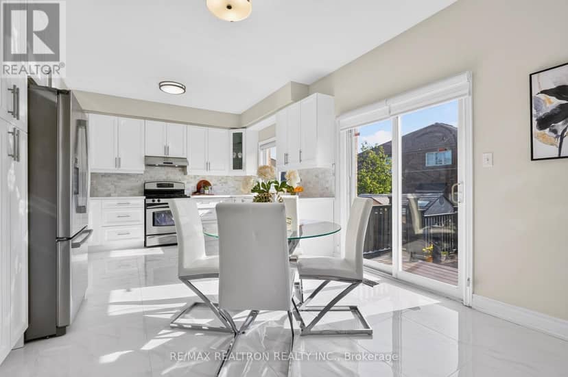 18 Carter-Bennett Drive, Ajax, photo 4