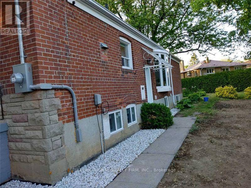 5 Aylesford Drive — photo 30 of 32